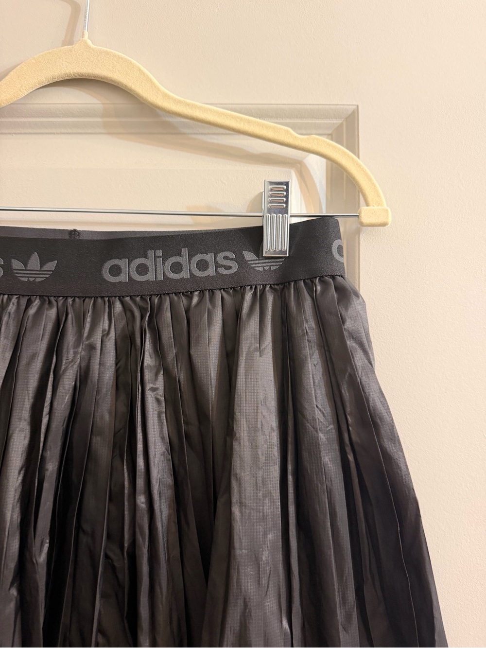 Adidas Black Pleated Midi Skirt - Picture 3 of 6